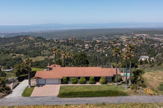 10955 Saddle Road, Monterey CA: https://media.crmls.org/mediaz/1e78792b-9437-44d1-a387-191402bc5978.jpg