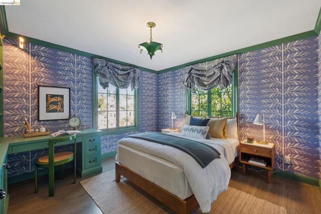 Image 44 of 60 For 906 Paramount Rd