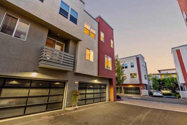 417 Santo Domingo Terrace, Sunnyvale CA: https://media.crmls.org/mediaz/1e78ce48-4359-4f4f-be4f-ffc06eb36bf2.jpg