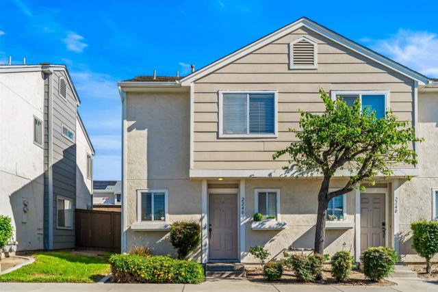 Detail Gallery Image 2 of 23 For 2240 Kings View Cir, Spring Valley,  CA 91977 - 2 Beds | 2/1 Baths