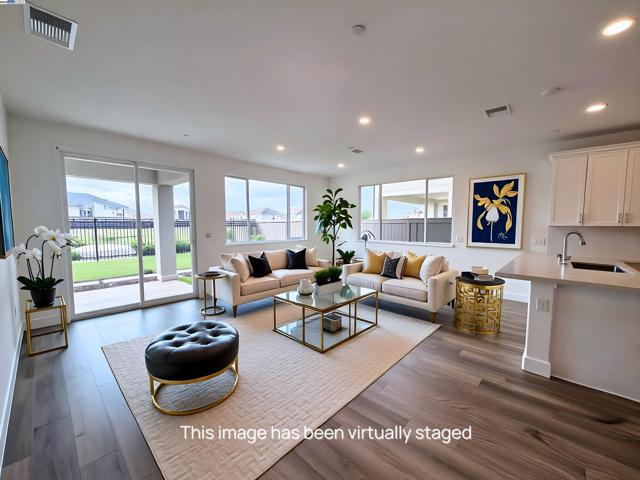 10349 Baldy Dr, Stockton CA: https://media.crmls.org/mediaz/1e7979ca-fe44-4565-9d1f-3c24c12633ca.jpg