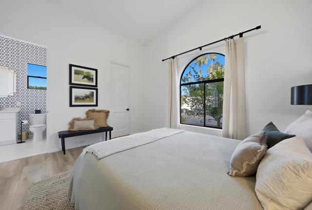 50245 Mountain Shadows Road, La Quinta CA: https://media.crmls.org/mediaz/1e7a4304-9cca-4c17-9c8b-3078c10f133c.jpg