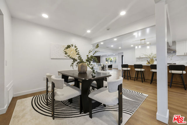 Image 19 of 70 For 19203 Galway Avenue