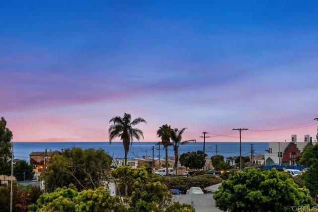 2744 Carlsbad Blvd., Carlsbad CA: https://media.crmls.org/mediaz/1e7ade5d-a904-472b-ae50-ecb053e1a297.jpg