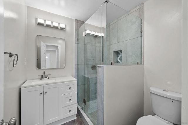 4646 48 Cherokee Avenue, San Diego CA: https://media.crmls.org/mediaz/1e7af186-509c-4770-95d9-e627bcd47f82.jpg