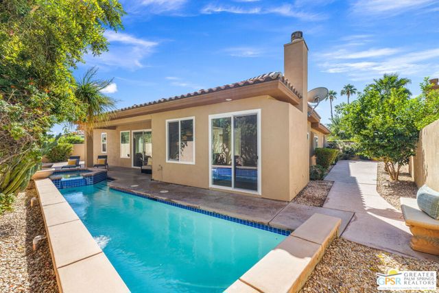 30 Via Cielo Azul, Palm Desert
