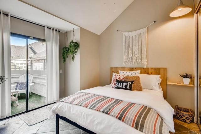 Detail Gallery Image 10 of 30 For 536 via De La Valle a,  Solana Beach,  CA 92075 - 3 Beds | 2 Baths