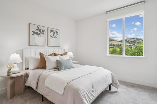 373 Arc Court, Hayward CA: https://media.crmls.org/mediaz/1e7ca356-0fcb-41f7-bcb3-4ba9ca1f732d.jpg