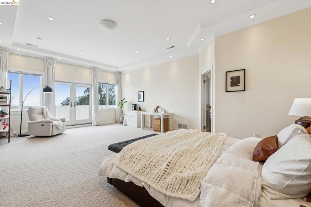MLS #41139426 image #33