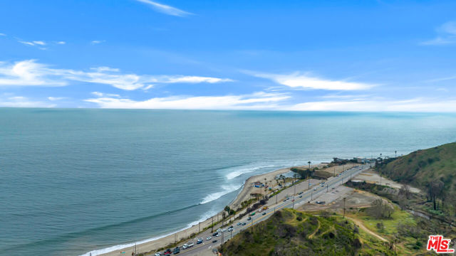 Drew Fenton | 3753 Malibu Vista Drive Malibu CA | MLS: 7431371