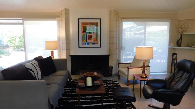 Image 4 of 40 For 37800 Da Vall Drive 15