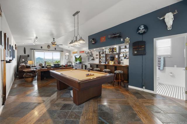 Detail Gallery Image 44 of 75 For 1402 Rimrock Dr, Escondido,  CA 92027 - 4 Beds | 3/1 Baths