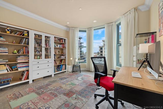 2500 6th Ave, San Diego CA: https://media.crmls.org/mediaz/1e820872-f57c-4c3f-9f90-20f268312389.jpg