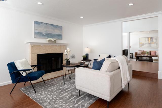 6287 Mountford Dr, San Jose CA: https://media.crmls.org/mediaz/1e821ea8-df43-4c4a-8500-7375e514e33b.jpg