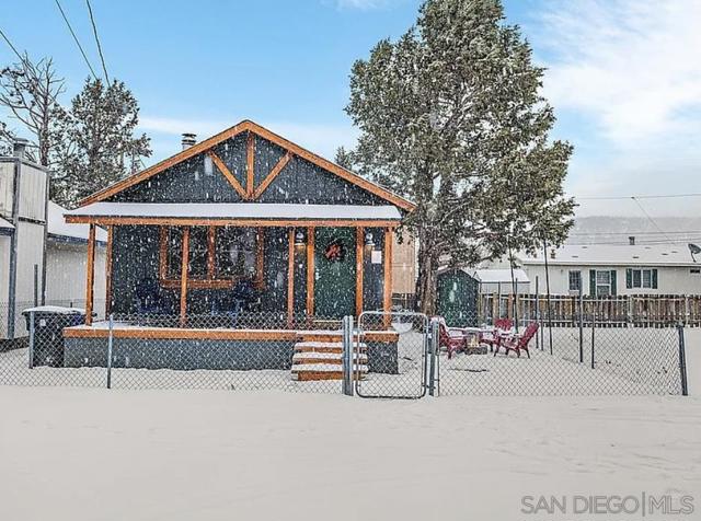 2161 4th Lane, Big Bear, California 92314, 1 Bedroom Bedrooms, ,1 BathroomBathrooms,Single Family Residence,For Sale,4th Lane,250017133SD