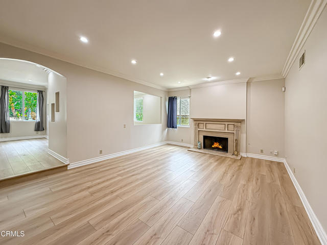 Detail Gallery Image 13 of 74 For 29251 Fountainwood, Agoura Hills_2,  CA 91301 - 4 Beds | 3/1 Baths