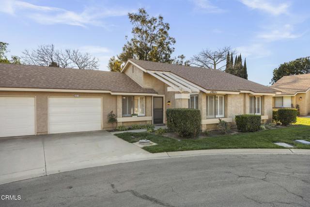 29221 Village 29, Camarillo CA: https://media.crmls.org/mediaz/1e85c66a-4ba0-4152-9b50-494304104a8a.jpg