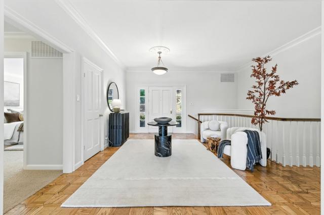 2530 Skyfarm Drive, Hillsborough CA: https://media.crmls.org/mediaz/1e86d5ec-740f-47d3-bf1b-9acc6a093620.jpg