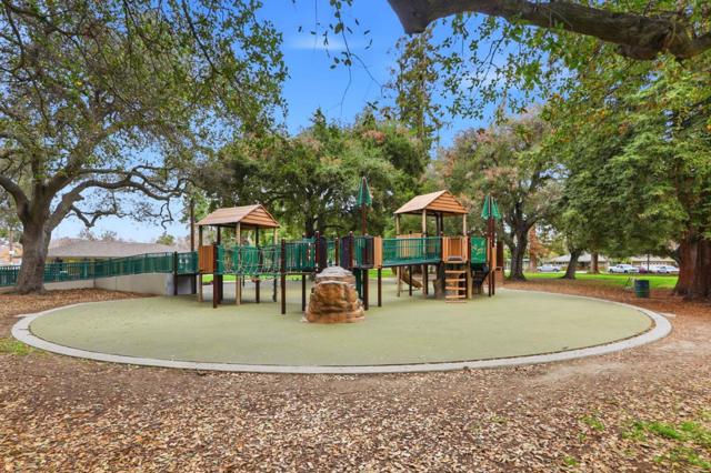 1085 Camino Ramon, San Jose CA: https://media.crmls.org/mediaz/1e871213-25c5-49bc-8910-9aa39f24710b.jpg