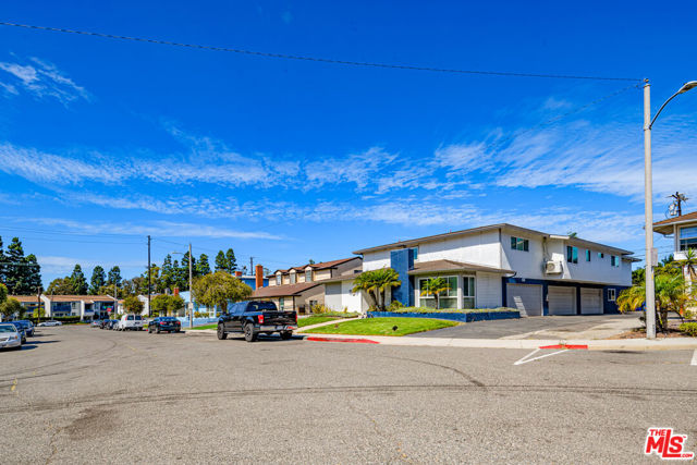 1109 Barbara Street, Redondo Beach, California 90277, ,Residential Income,Sold,Barbara,25620449 1109 Barbara Street, Redondo Beach, California 90277, ,Residential Income,Sold,Barbara,25620449