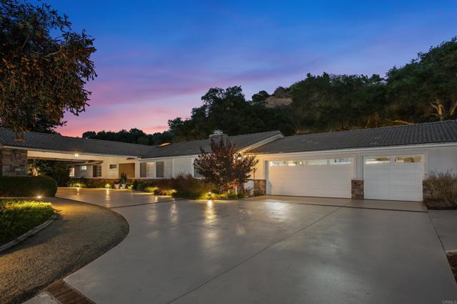 Detail Gallery Image 5 of 59 For 2614 Secret Lake Ln, Fallbrook,  CA 92028 - 4 Beds | 2/1 Baths