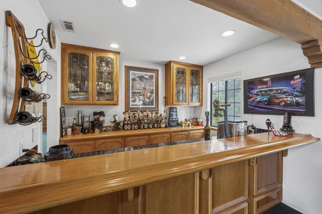 3048 Jason Road, Fallbrook CA: https://media.crmls.org/mediaz/1e886be0-4e49-4d53-b780-446098df0d2c.jpg