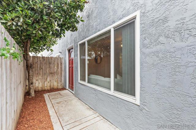4224 46Th St, San Diego CA: https://media.crmls.org/mediaz/1e8898e1-21d0-4278-81dc-dd9e7fb0e48a.jpg
