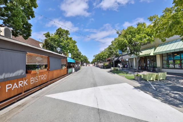 1621 Brittan Avenue, San Carlos CA: https://media.crmls.org/mediaz/1e88c3b8-ff82-4c50-9836-281b73e34a0b.jpg