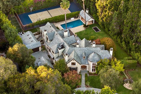 2 Carolina Lane, Atherton CA: https://media.crmls.org/mediaz/1e89ec64-bb57-432a-b177-d142569f9c2d.jpg