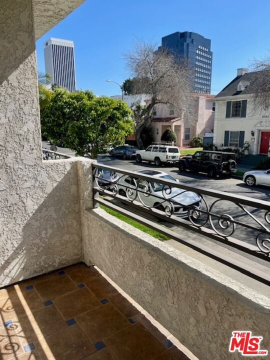 6151 Orange Street, Los Angeles CA: https://media.crmls.org/mediaz/1e8a2045-f166-4a8e-9b0e-1e420ada057f.jpg