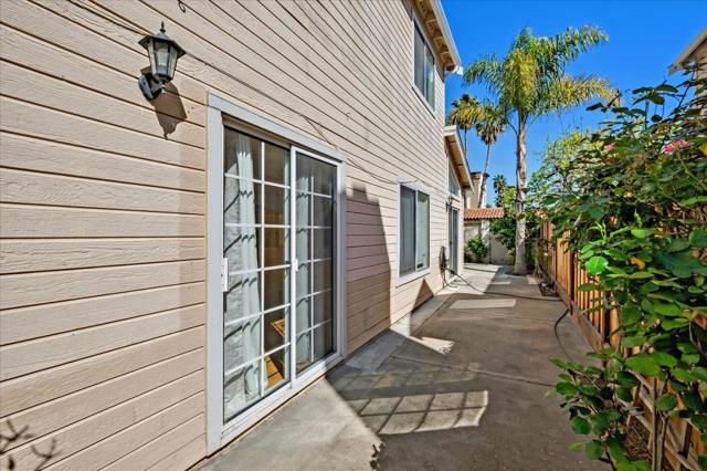 6153 Potrero Drive, Newark CA: https://media.crmls.org/mediaz/1e8b2347-6595-4ca1-b3ad-a0e7ba13f58f.jpg