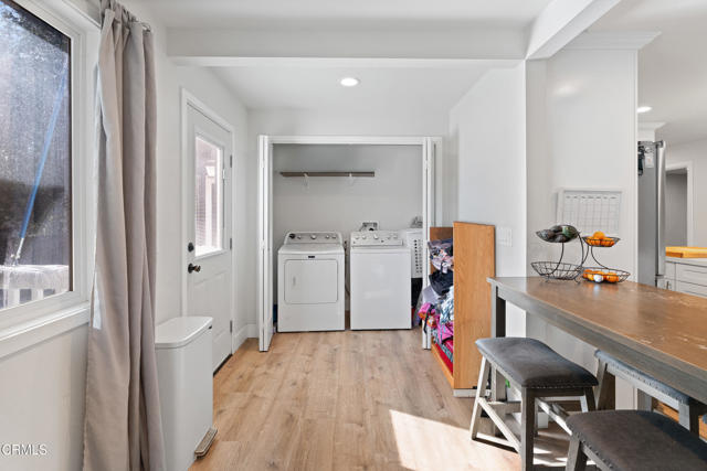 Detail Gallery Image 7 of 31 For 1328 Richmond Rd, Santa Paula,  CA 93060 - 3 Beds | 2 Baths