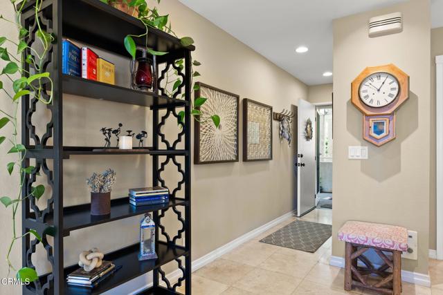 2623 Antonio Drive, Camarillo CA: https://media.crmls.org/mediaz/1e8c39a2-8061-4e55-b7f1-74cc78c5e171.jpg