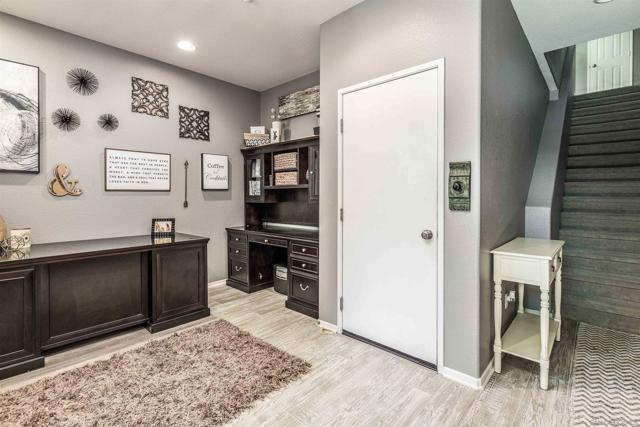 1393 Cattail Court, San Marcos CA: https://media.crmls.org/mediaz/1e8c5e72-6533-4f41-9f56-a274cc0ae5e3.jpg