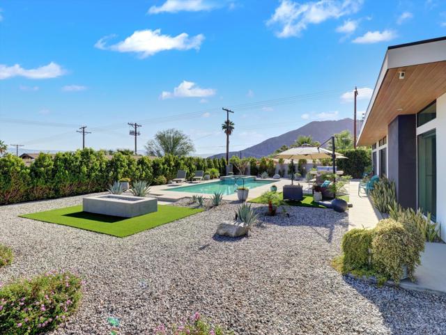 54050 Avenida Obregon, La Quinta CA: https://media.crmls.org/mediaz/1e8c8312-48f9-4f50-a1a5-3a9ccf56054f.jpg