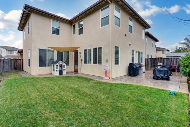 1028 Capri Way, Salinas CA: https://media.crmls.org/mediaz/1e8d2336-0010-41ad-9eeb-7453b34e72d3.jpg