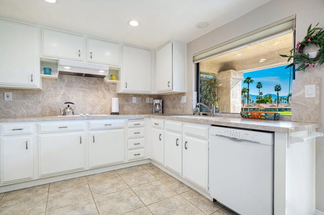 153 Camino Arroyo N, Palm Desert CA: https://media.crmls.org/mediaz/1e8e412d-f9de-4af4-9f10-375fea921350.jpg