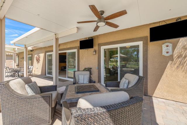 45553 Meadow Lake Drive, Indio CA: https://media.crmls.org/mediaz/1e8eb765-9d06-4921-aa17-2c40fb7dedd2.jpg