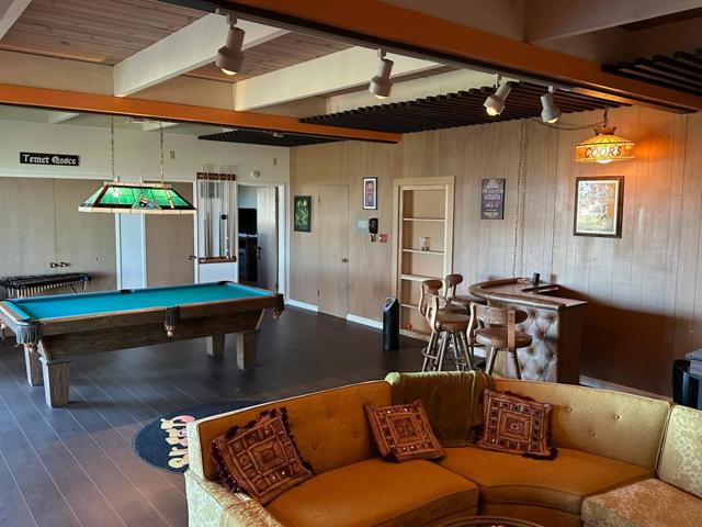 216 Enterprise Road, Hollister CA: https://media.crmls.org/mediaz/1e8f06b7-da50-42b4-a436-594ba47e048b.jpg