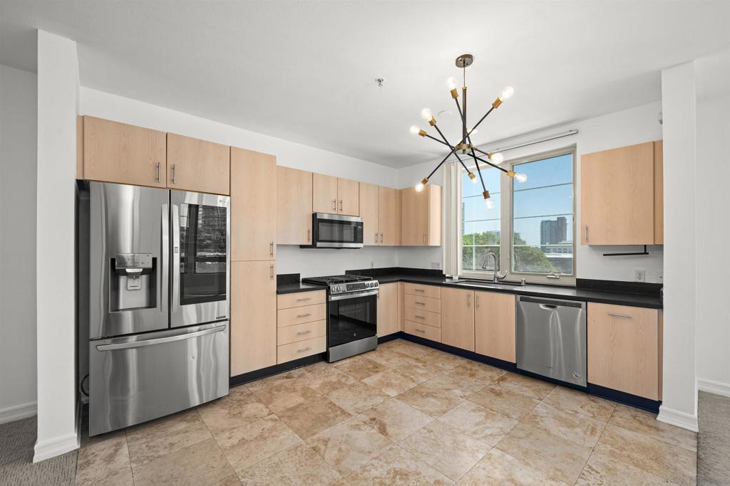 1400 Broadway - photo 3