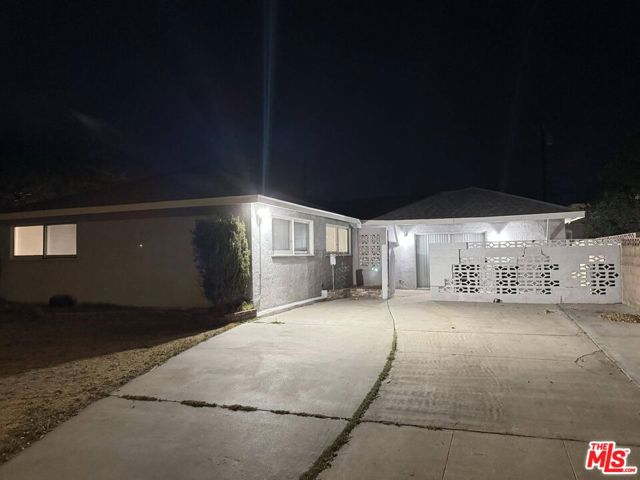 44078 Cedar Avenue, Lancaster CA: https://media.crmls.org/mediaz/1e90b40a-b309-4354-aec6-9c5c01e7fc07.jpg