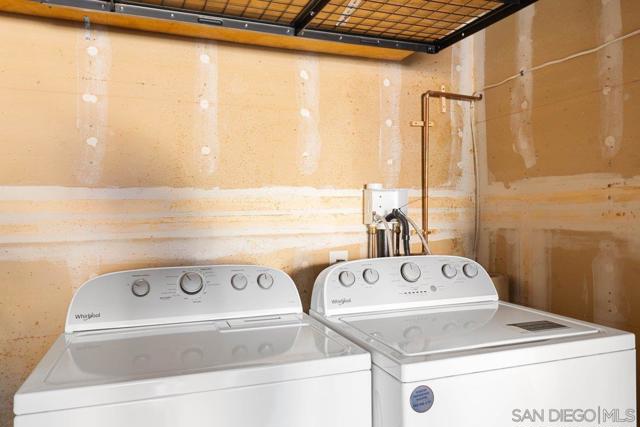 1818 Diamond St, San Diego CA: https://media.crmls.org/mediaz/1e90d00c-8611-4918-86ba-0976d57f488c.jpg