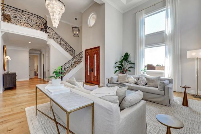 36 Coronado Pointe, Laguna Niguel CA: https://media.crmls.org/mediaz/1e90d967-d847-4b1b-a9f1-280824837cae.jpg