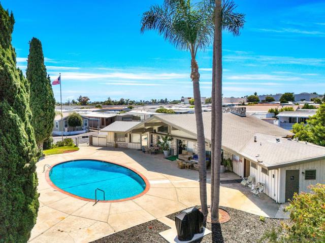 1515 Capalina Rd, San Marcos CA: https://media.crmls.org/mediaz/1e91f692-85b8-42c2-ae39-97acc037fdfb.jpg