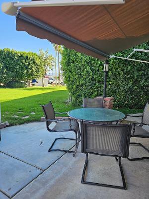 69411 Ramon Road, Cathedral City CA: https://media.crmls.org/mediaz/1e922c9d-a656-49eb-959e-74ce9362df2f.jpg