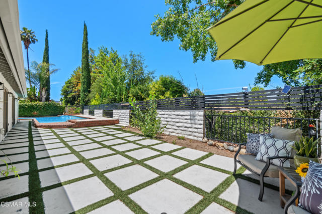 2257 Glastonbury Road, Westlake Village CA: https://media.crmls.org/mediaz/1e9250e6-b4f3-4791-ac2f-7067fda93109.jpg