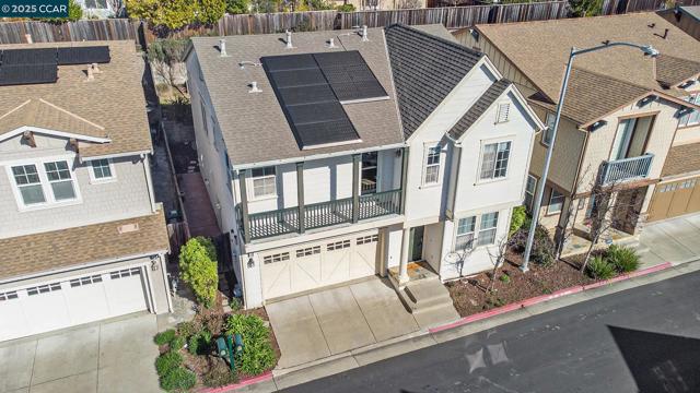Image 43 of 50 For 203 Seacliff Way