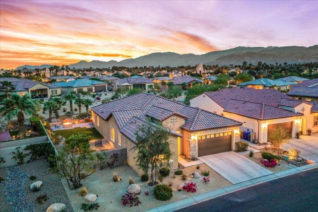 72 Barolo, Rancho Mirage CA: https://media.crmls.org/mediaz/1e9374c7-bef8-4255-bc12-25831a719793.jpg