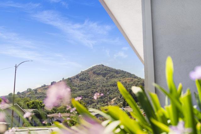 365 Heidi Drive, Morgan Hill CA: https://media.crmls.org/mediaz/1e95ca0f-bba2-43a7-928a-c726a8cb5259.jpg