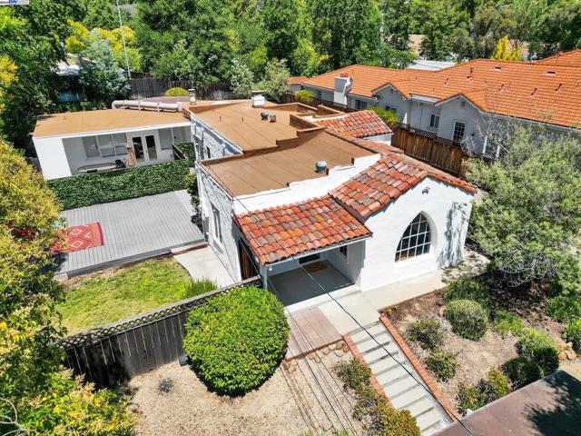 366 Ilo Ln, Danville CA: https://media.crmls.org/mediaz/1e963cd6-8b1f-4b58-a5ed-0c1fbb53533b.jpg
